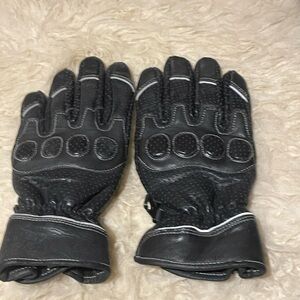 New leather motorcycle gloves